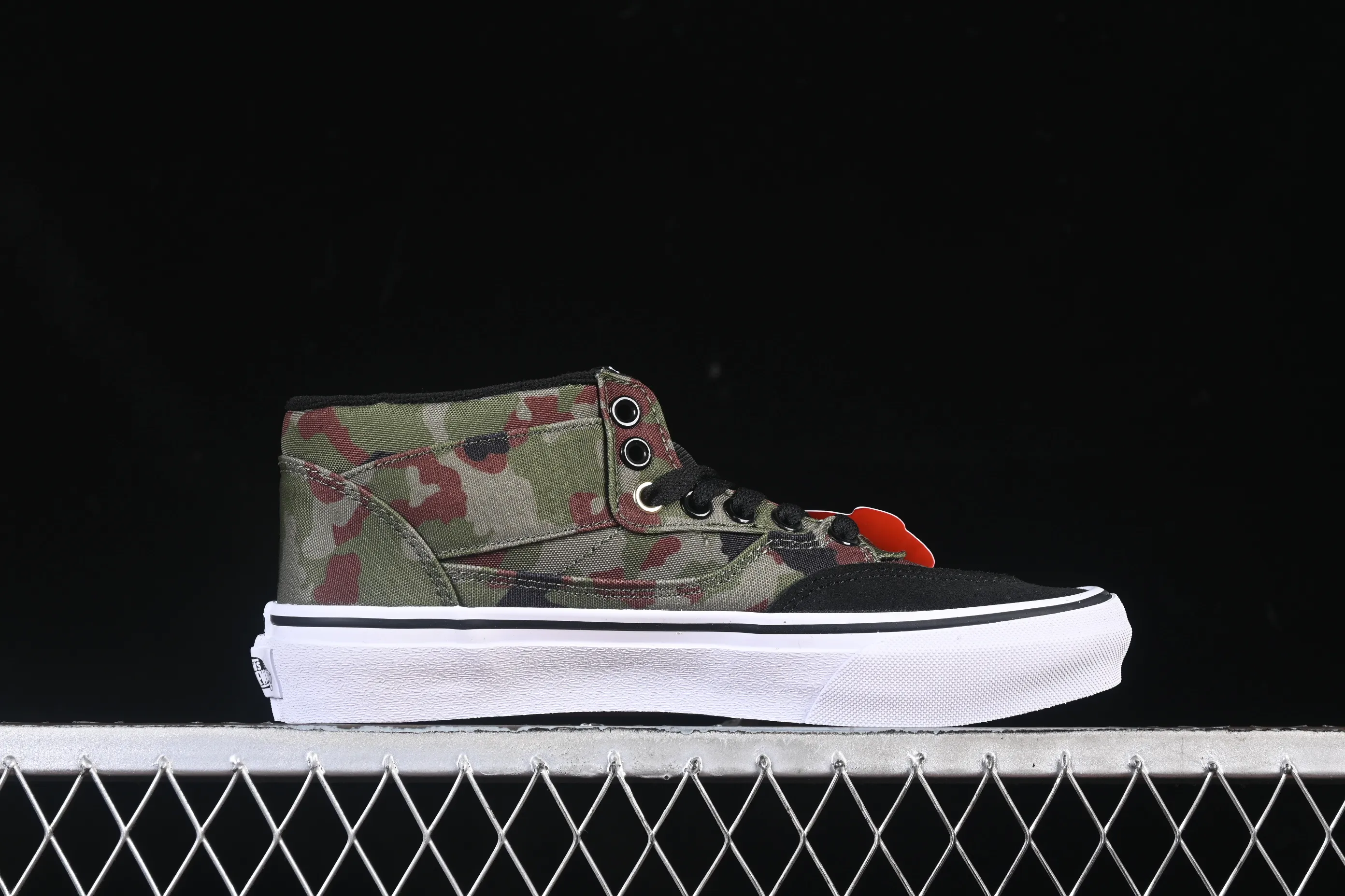 All categories Vans Vans series Vans Mid Vans China Vans Half Cab 33 Vans official retro casual simple versatile skateboard shoes VN000DZ3BLK